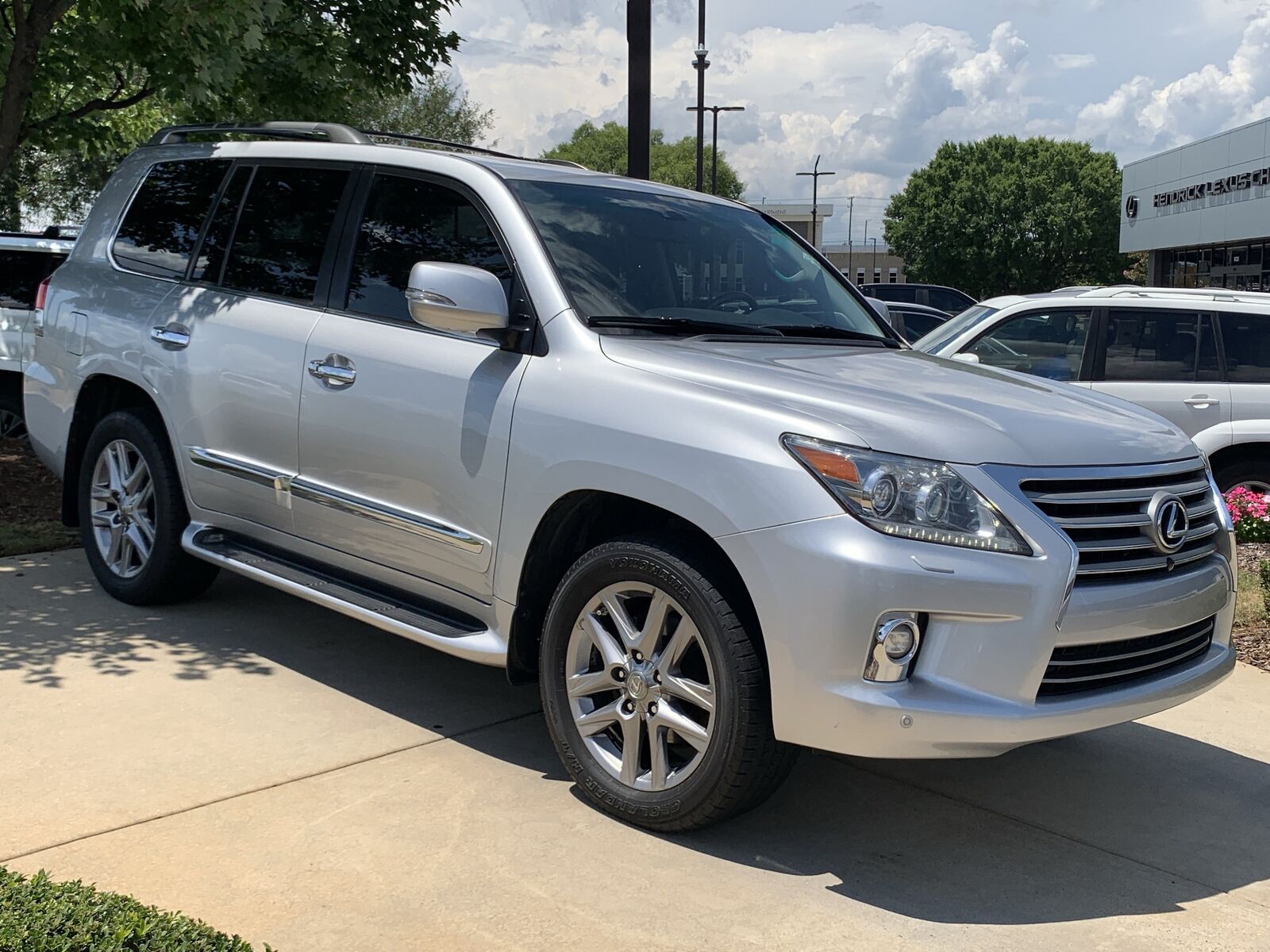 2015 LEXUS LX