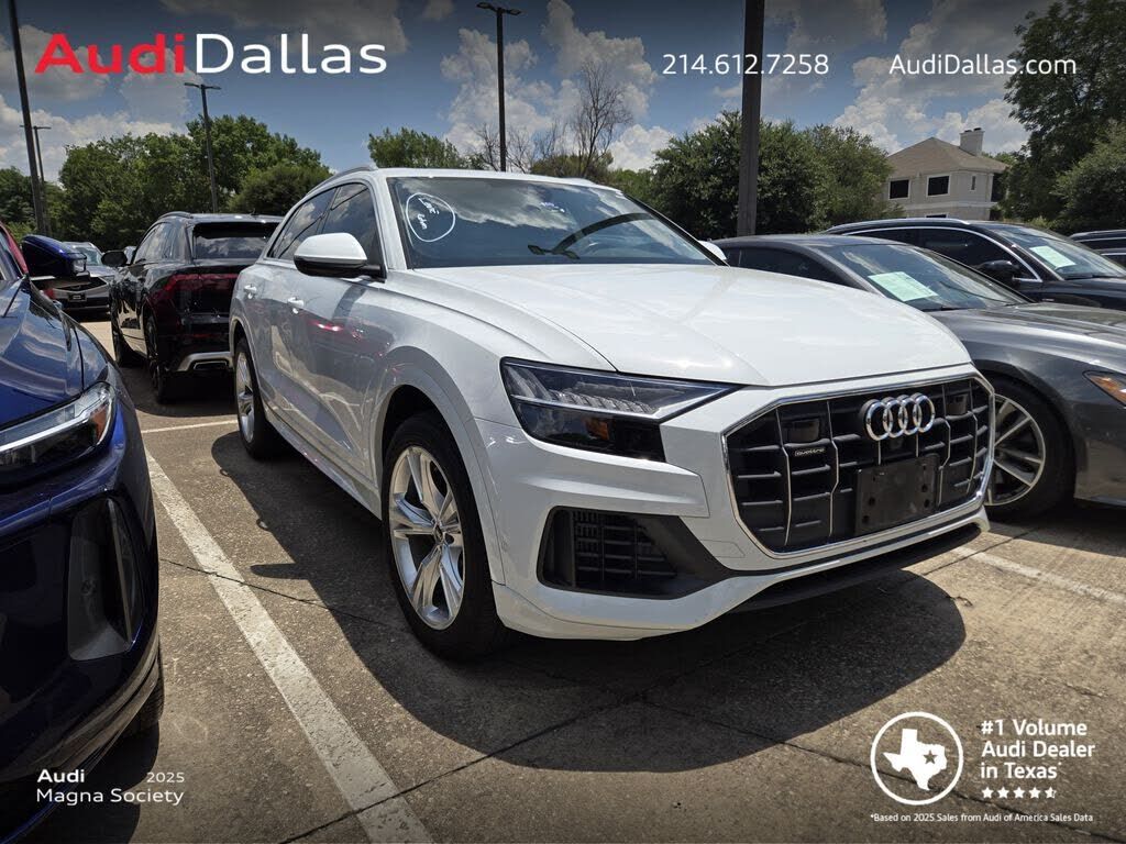 2023 AUDI Q8