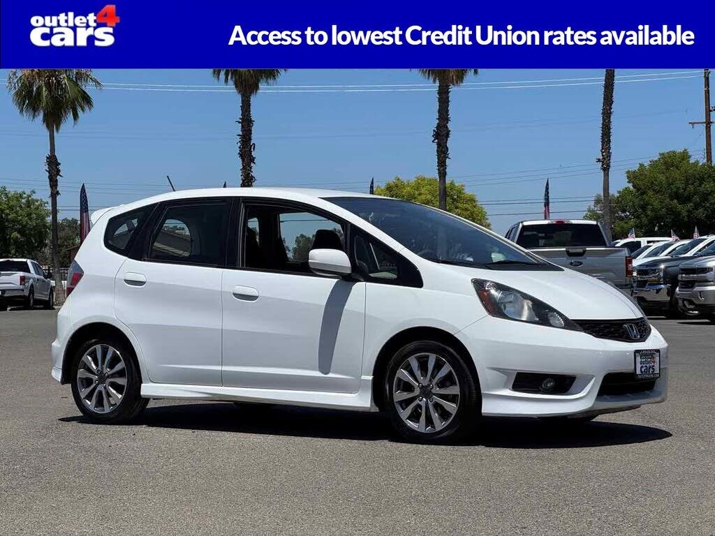 2012 HONDA Fit