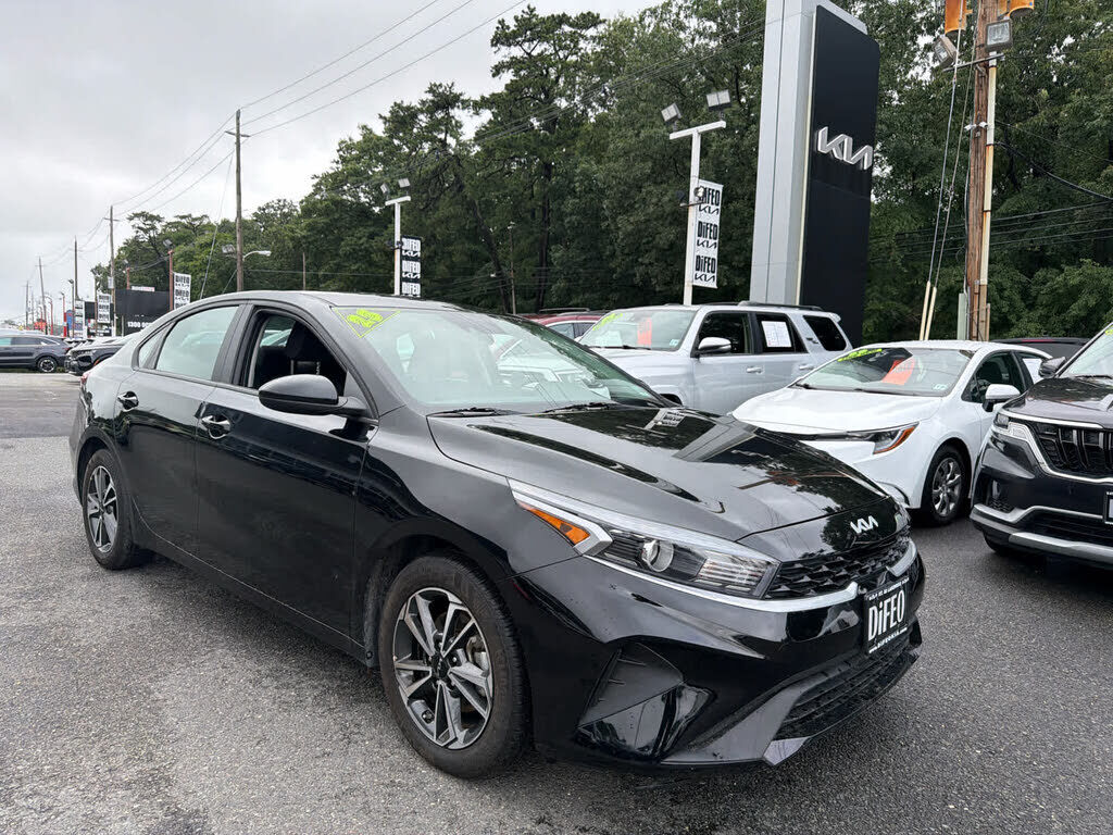2023 KIA Forte