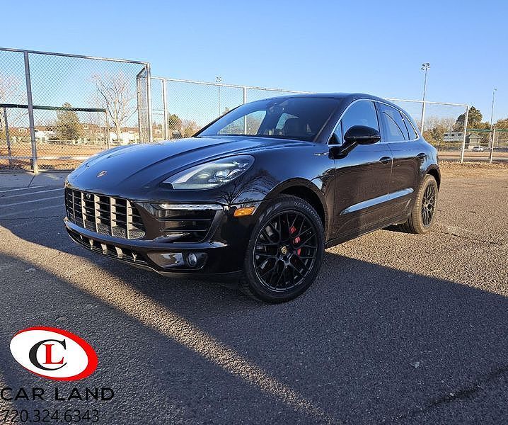 2017 PORSCHE Macan