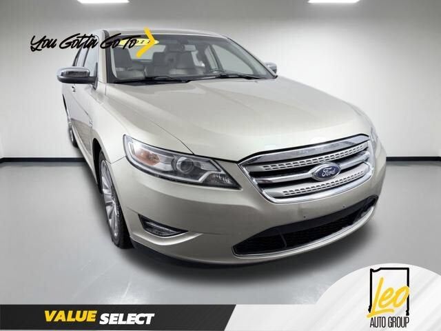 2011 FORD Taurus