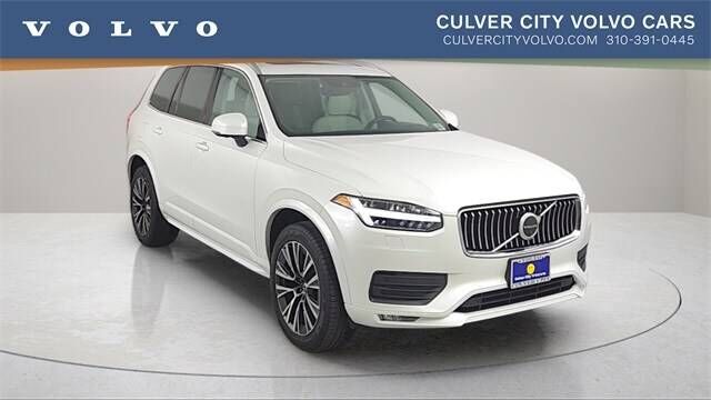 2022 VOLVO XC90