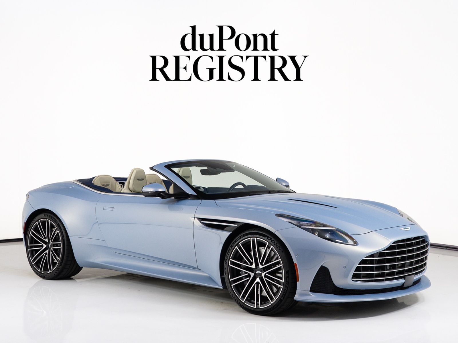2025 ASTON MARTIN DB12