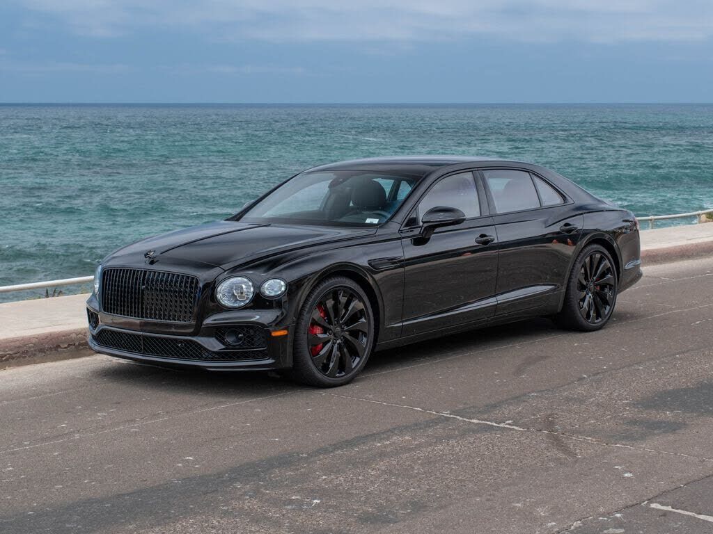 2024 BENTLEY Flying Spur