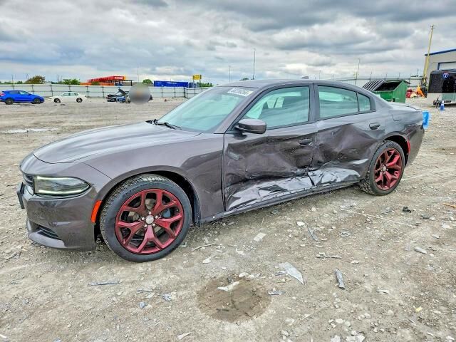 2015 DODGE Charger