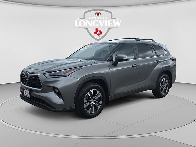 2026 TOYOTA Highlander