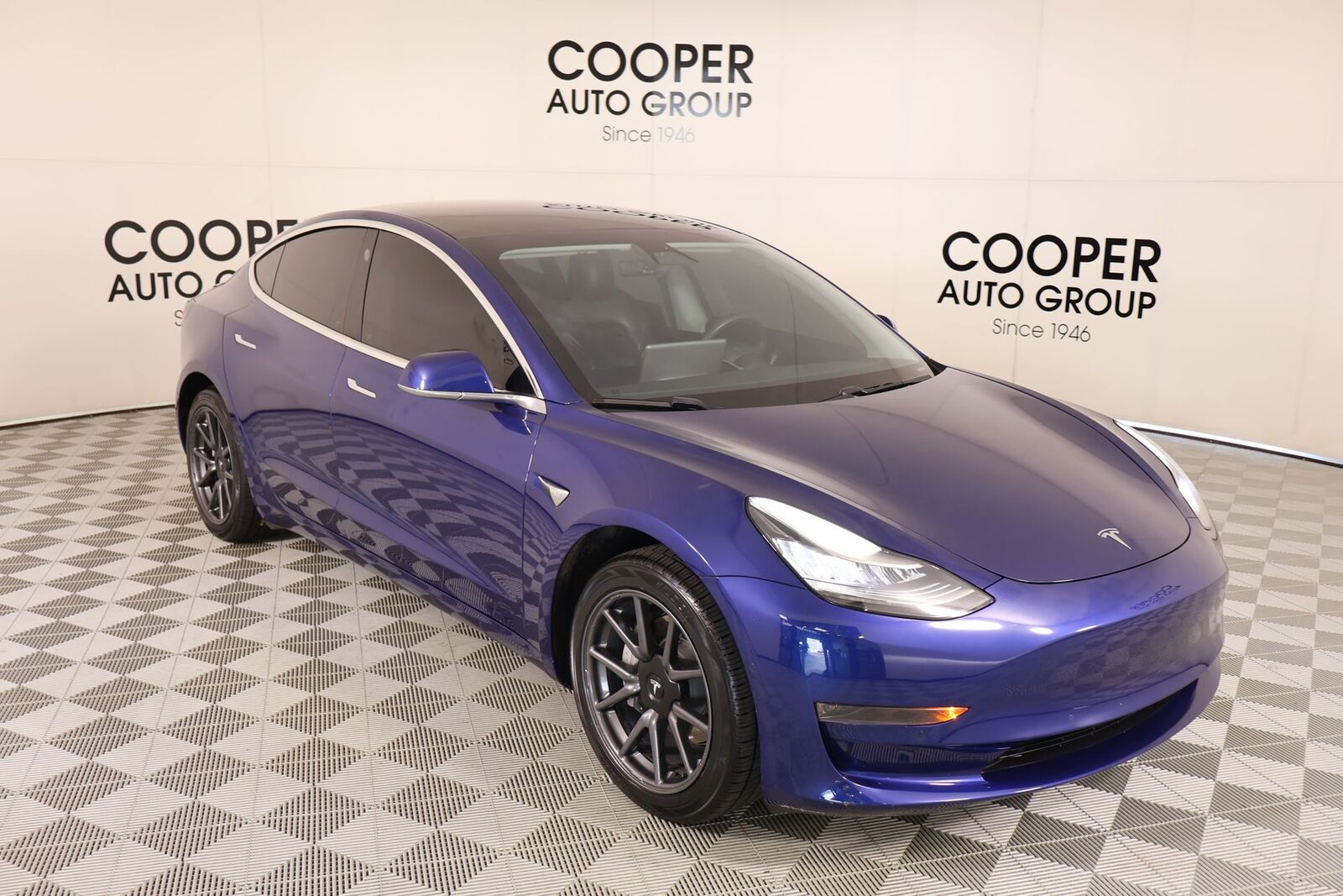 2019 TESLA Model 3