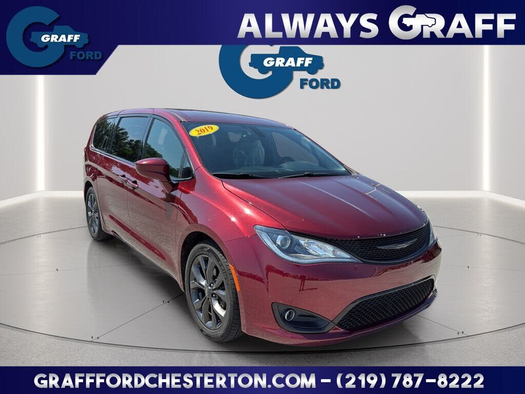 2019 CHRYSLER Pacifica