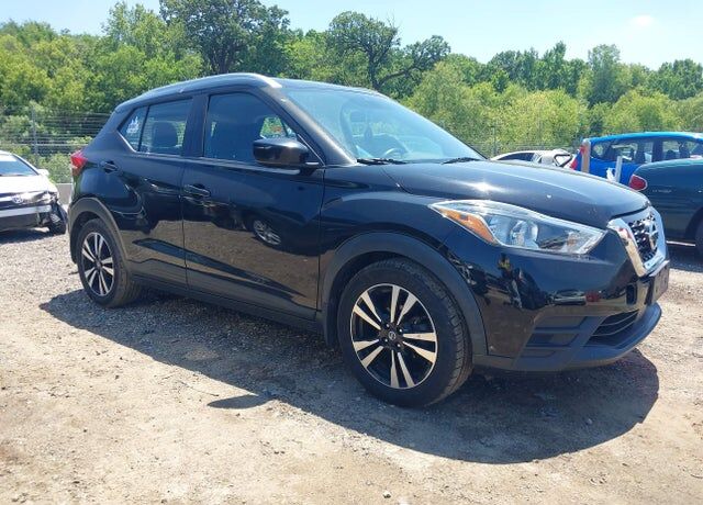 2020 NISSAN Kicks