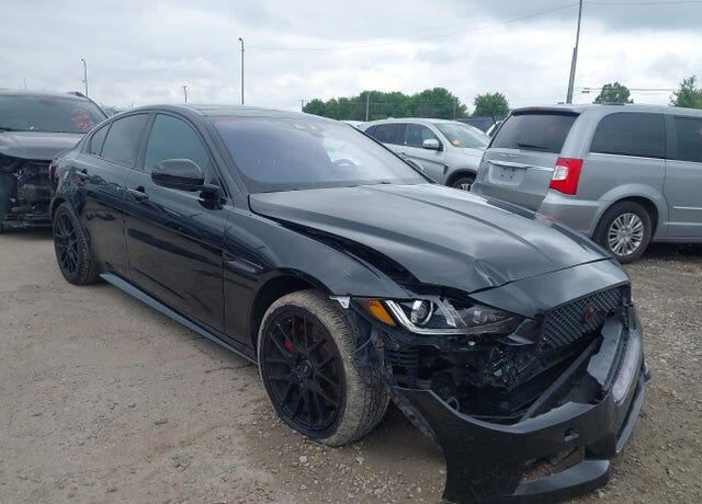 2018 JAGUAR XE