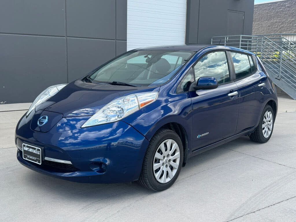 2017 NISSAN Leaf