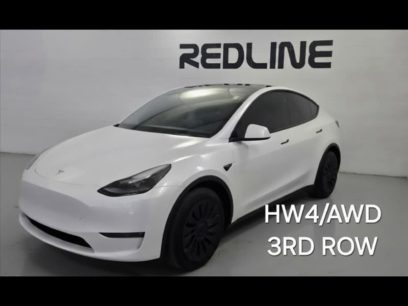 2025 TESLA Model Y