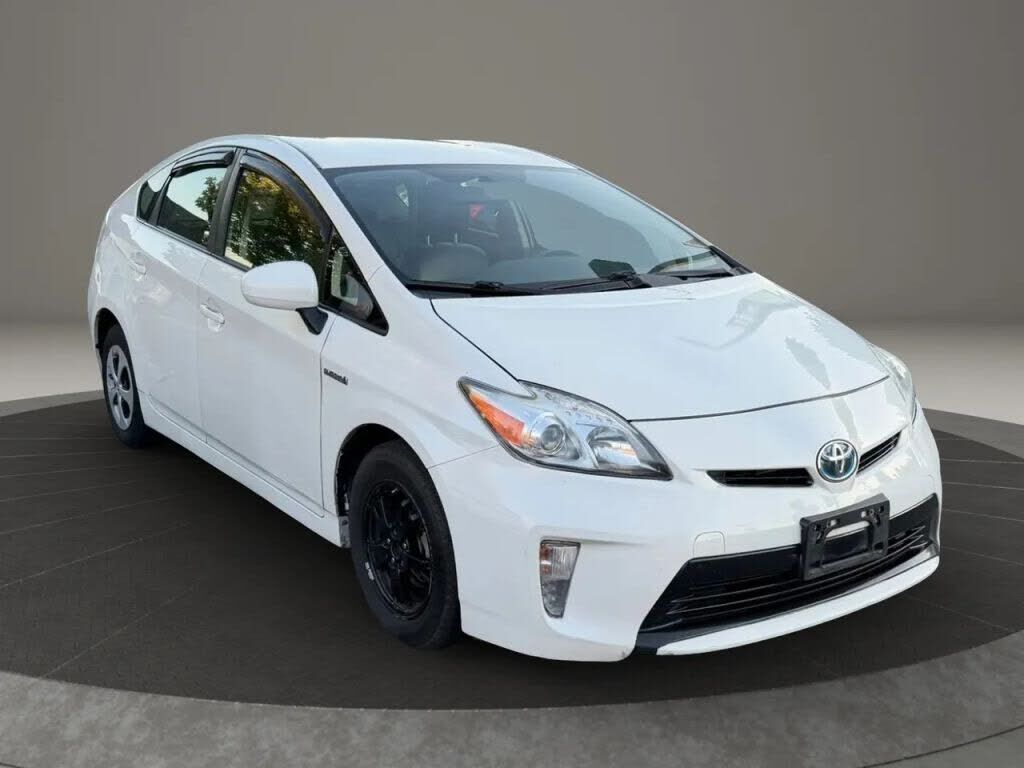 2015 TOYOTA PRIUS