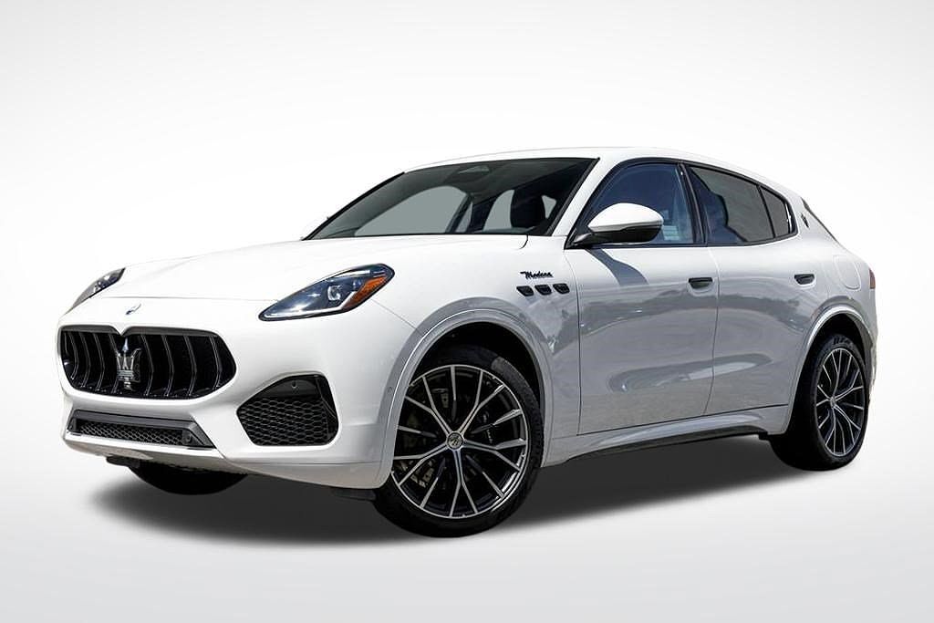 2026 MASERATI Grecale