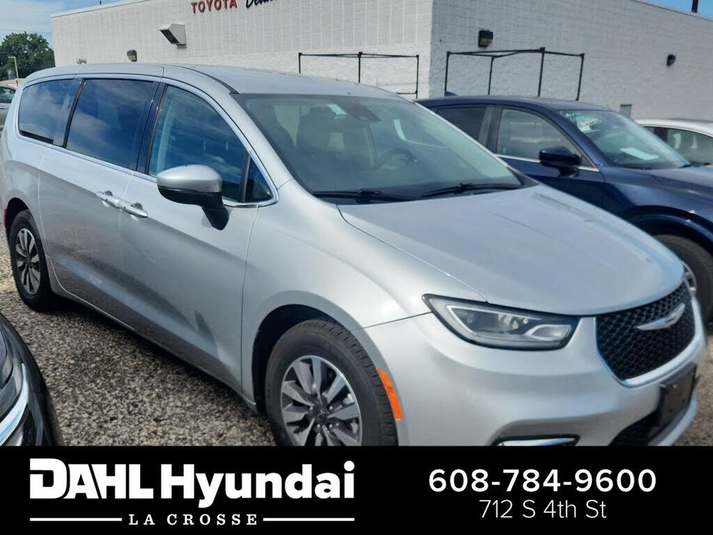 2023 CHRYSLER Pacifica