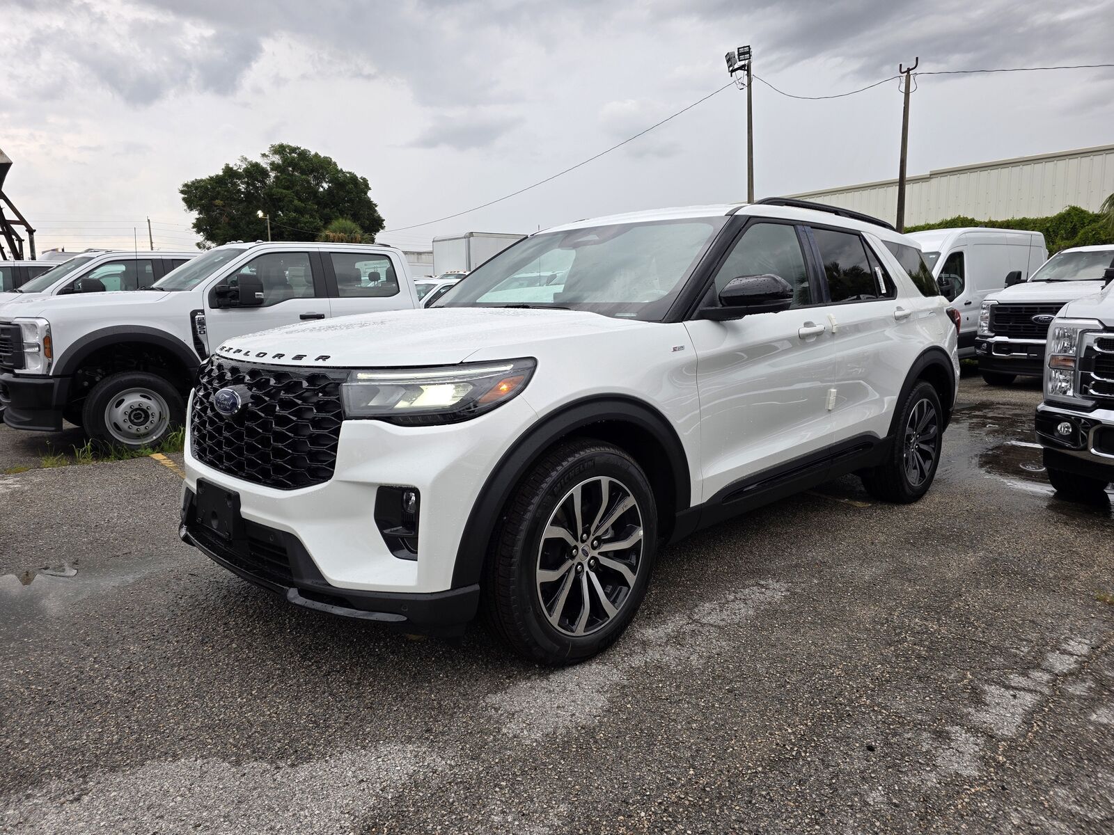 2026 FORD Explorer