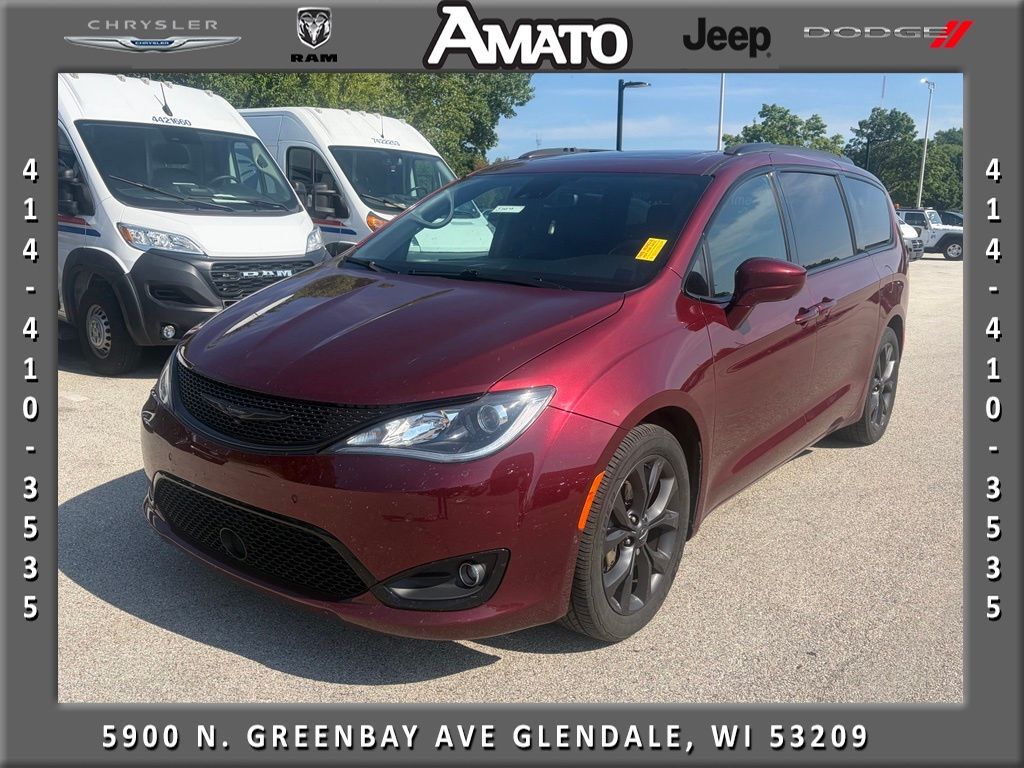 2019 CHRYSLER Pacifica