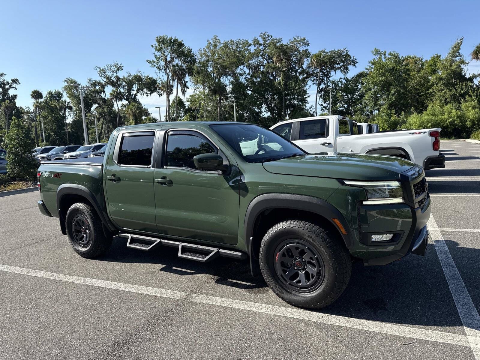 2025 NISSAN Frontier