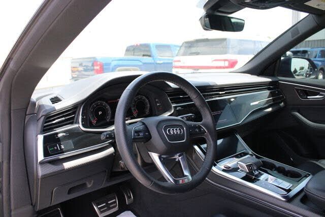 2024 Audi SQ8