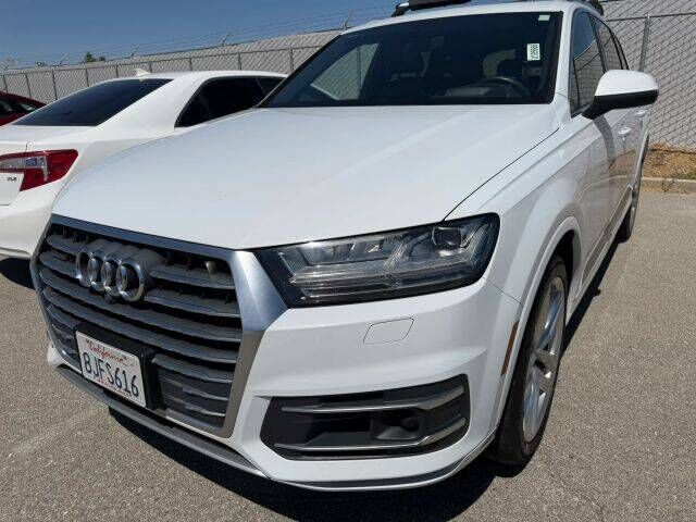 2021 AUDI Q5 e