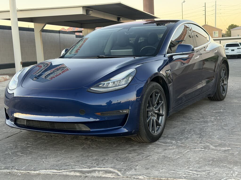 2018 TESLA Model 3