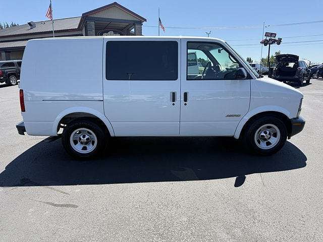 2002 CHEVROLET Astro Van