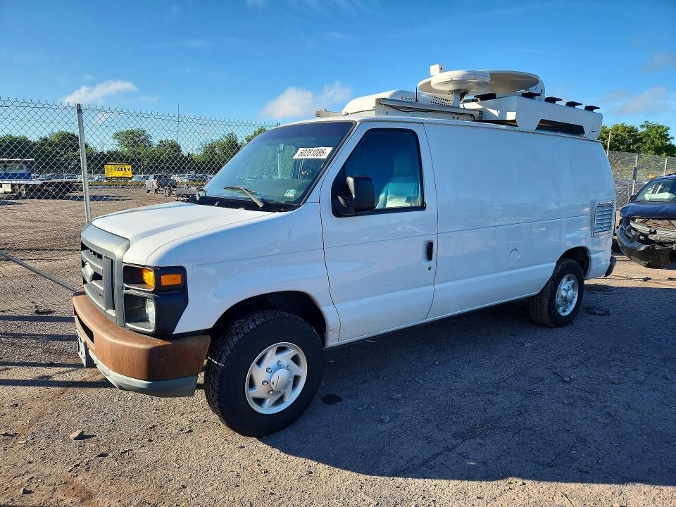 2013 FORD E-350