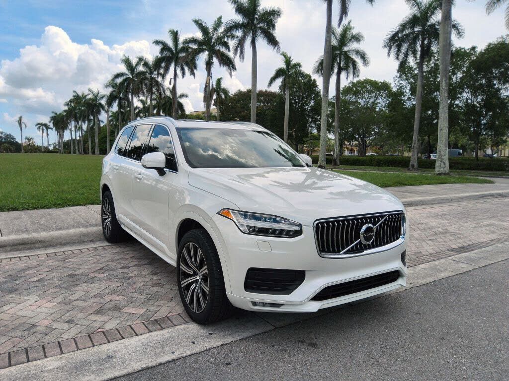 2021 VOLVO XC90