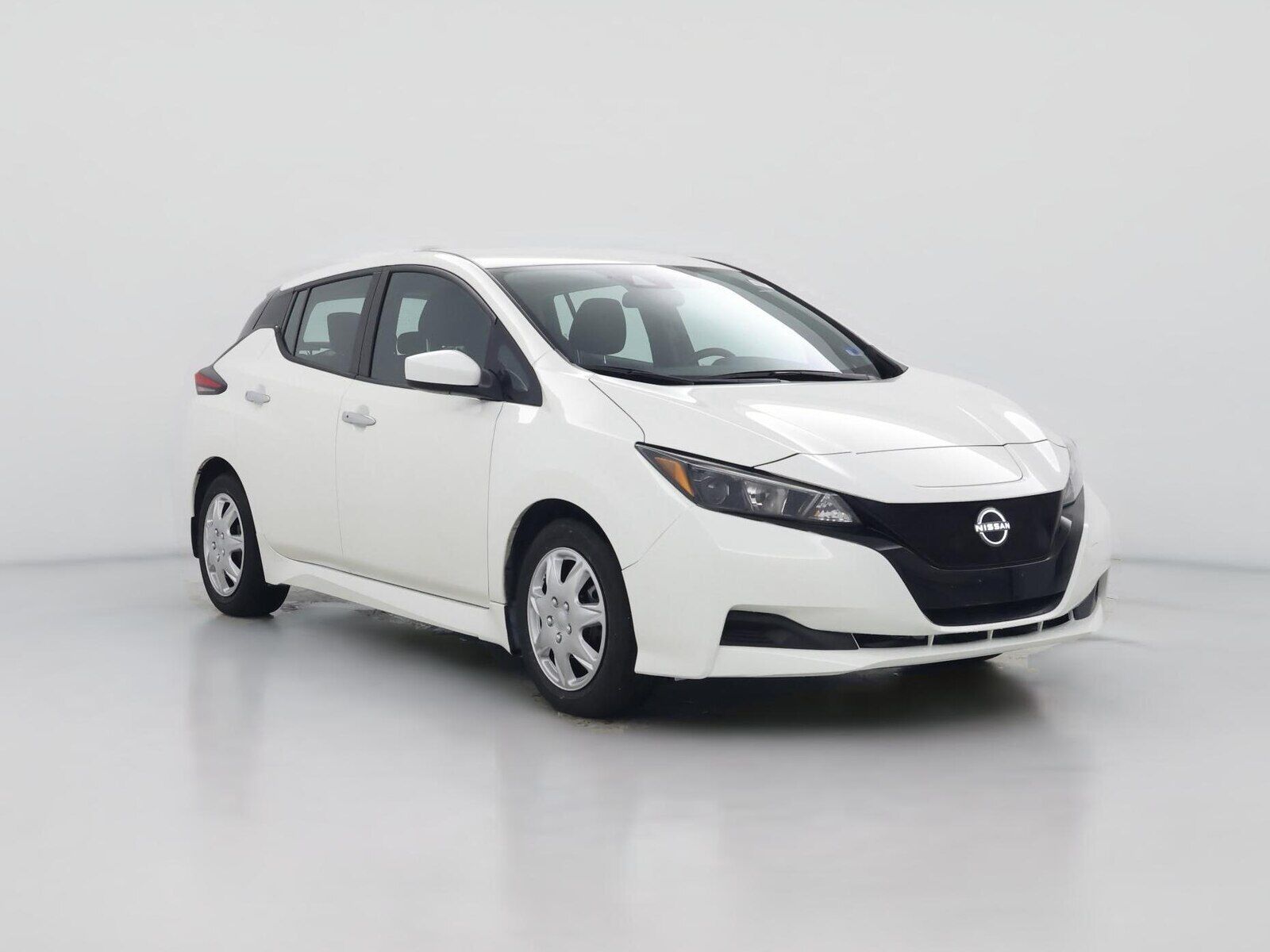 2023 NISSAN Leaf
