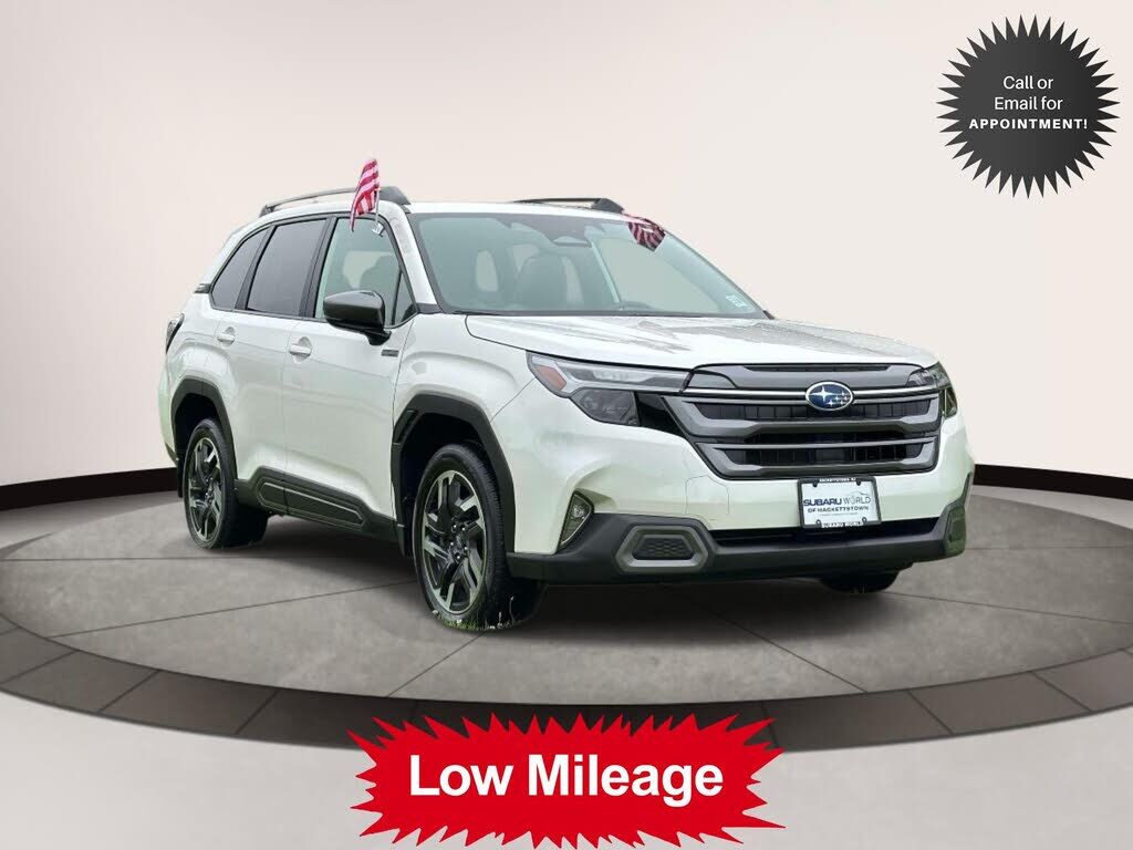 2025 SUBARU Forester