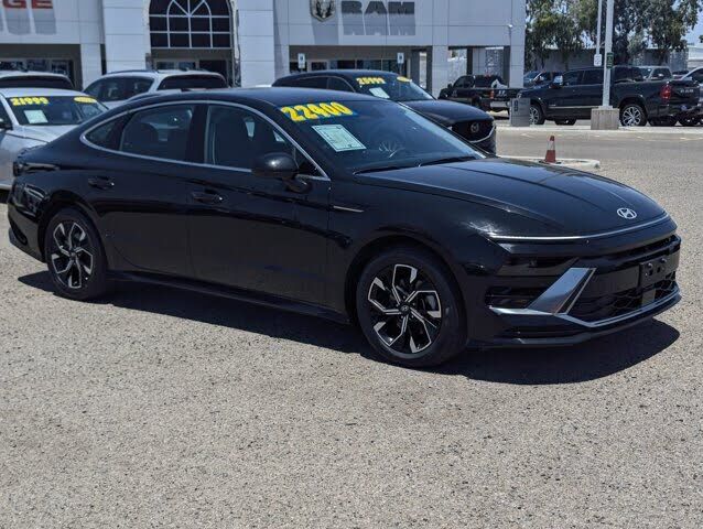 2024 HYUNDAI Sonata