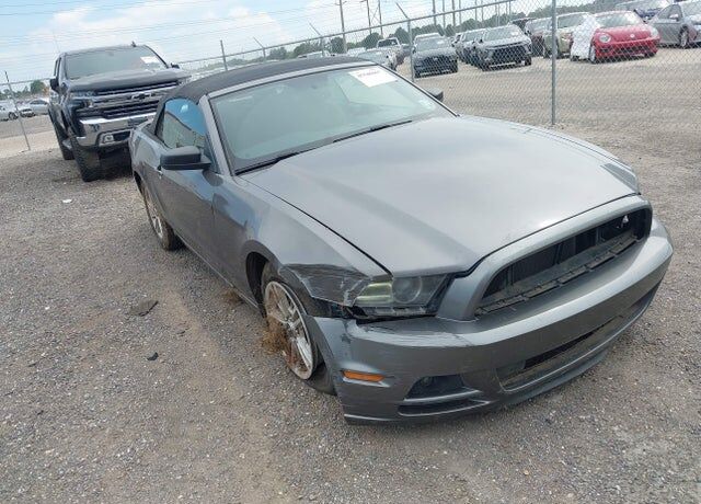 2014 FORD Mustang