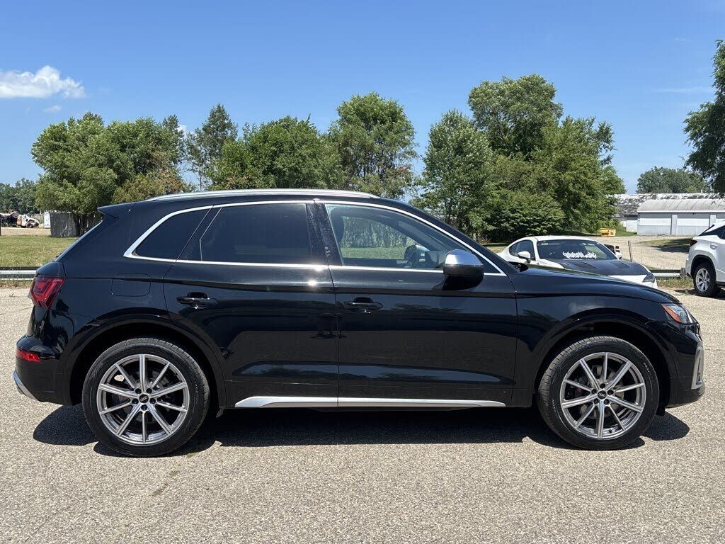 2022 Audi SQ5