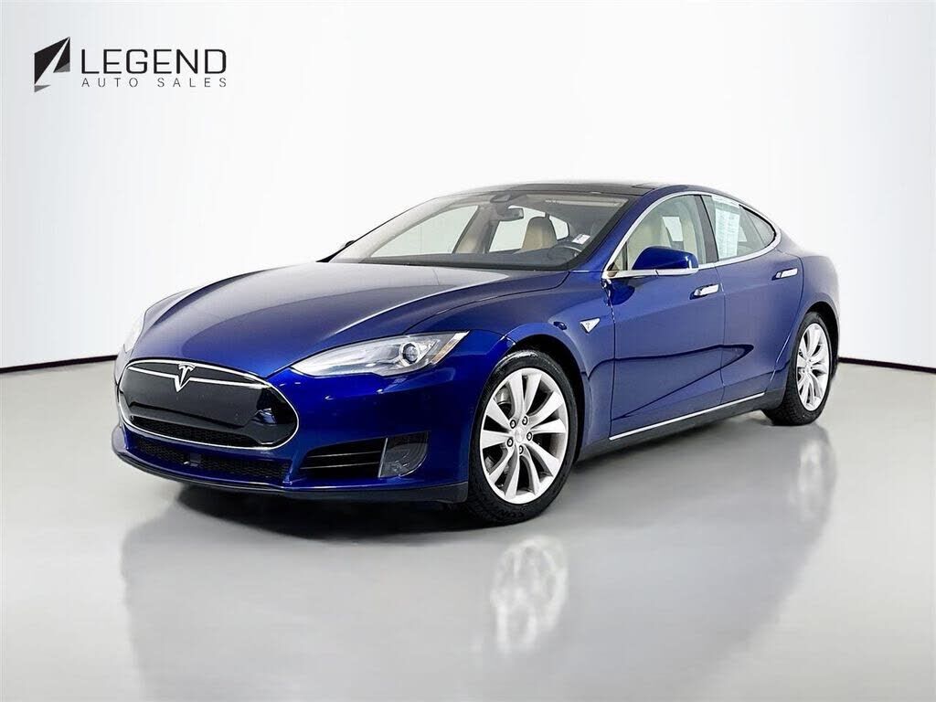 2015 TESLA Model S