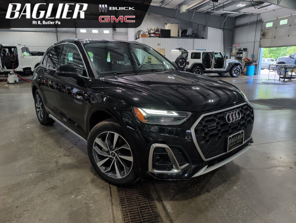 2022 AUDI Q5