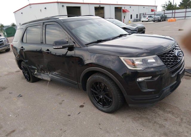 2018 FORD Explorer