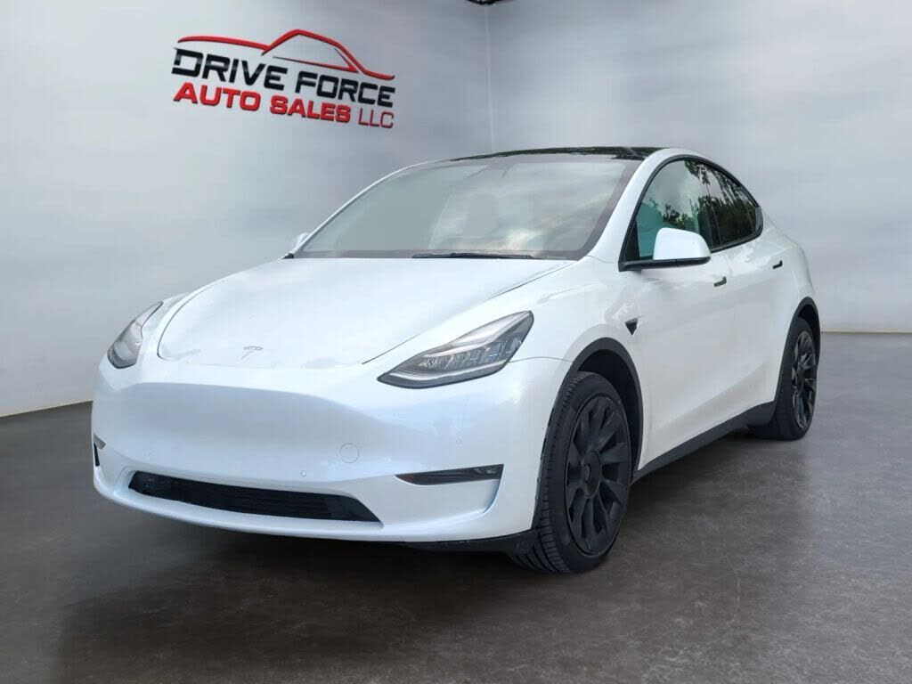 2021 TESLA Model Y