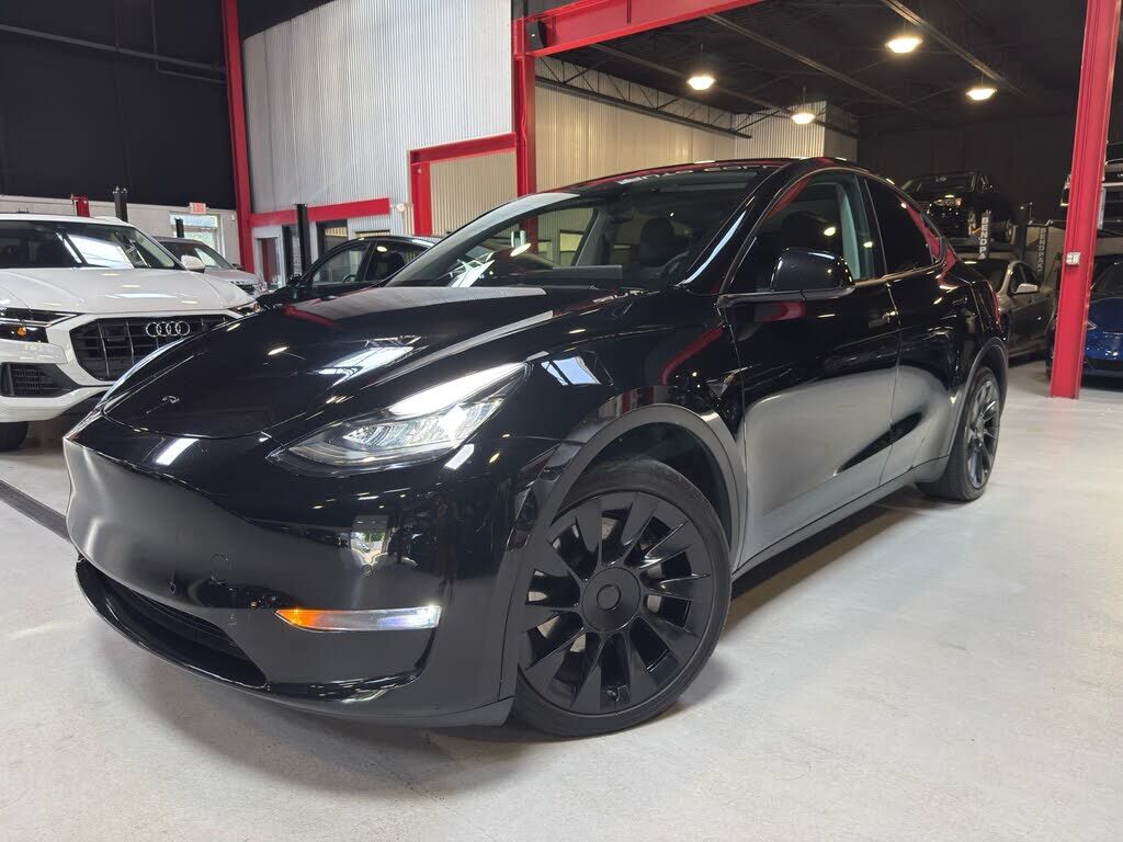 2021 TESLA Model Y