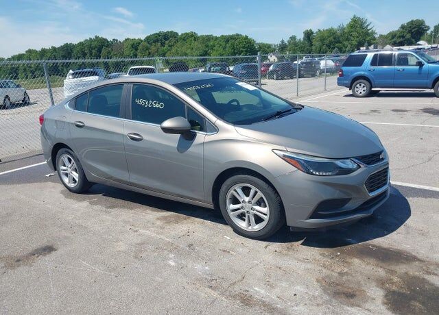 2018 CHEVROLET Cruze