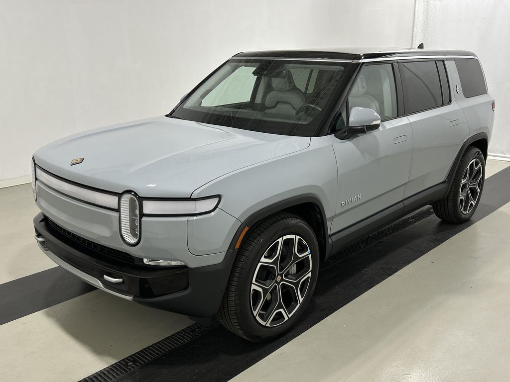 2024 RIVIAN R1S