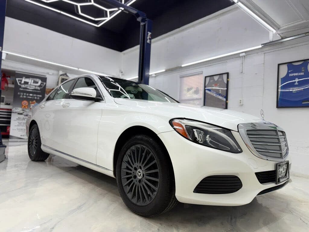 2015 MERCEDES-BENZ C-Class