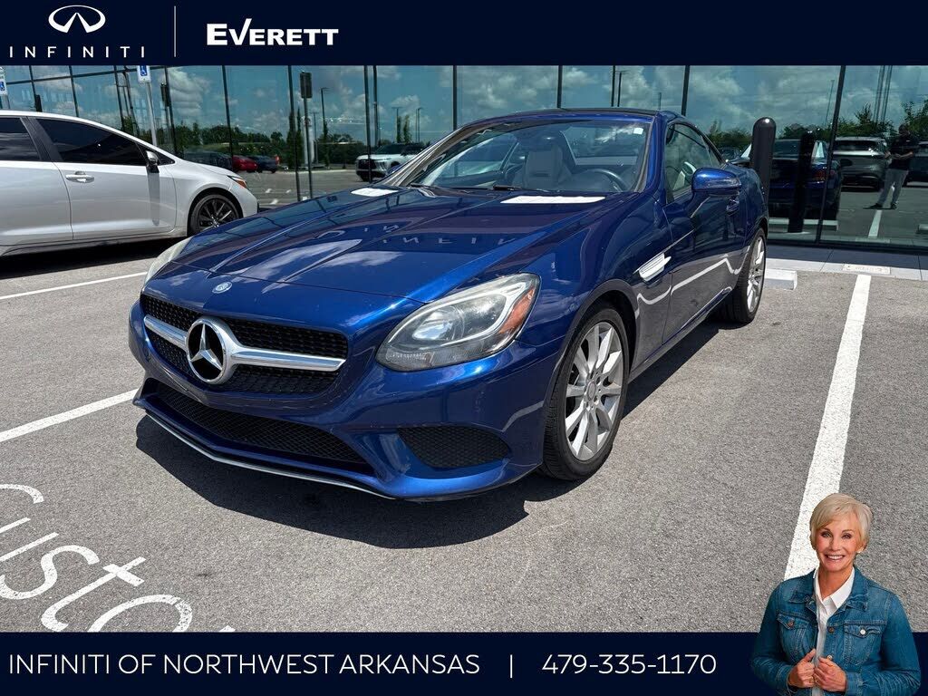 2017 MERCEDES-BENZ SLC-Class