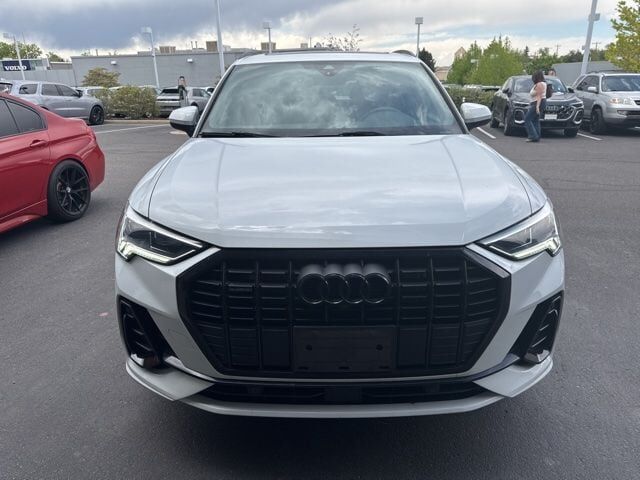 2023 Audi Q3