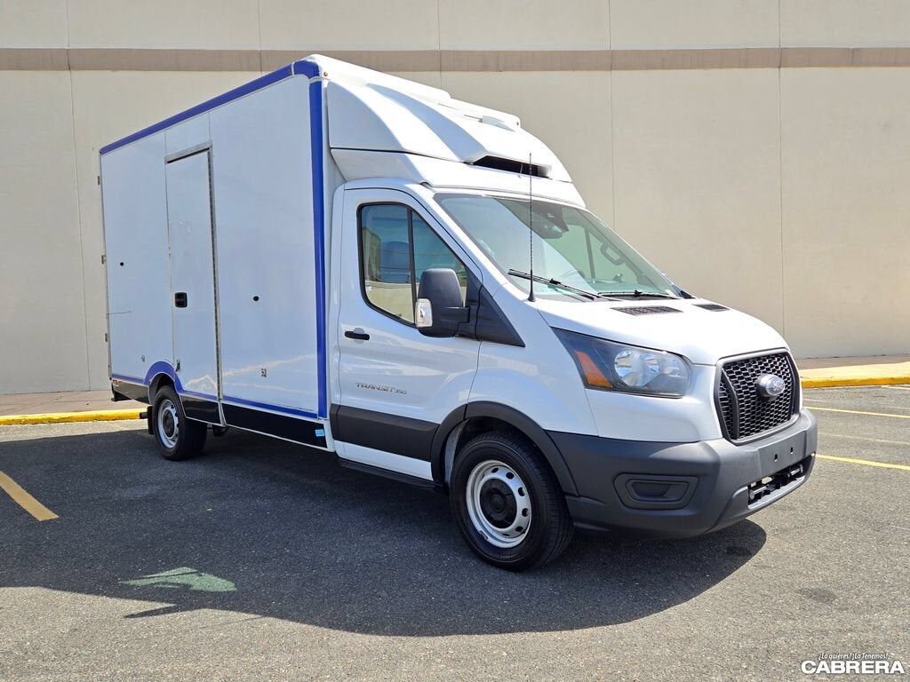 2023 FORD E-350