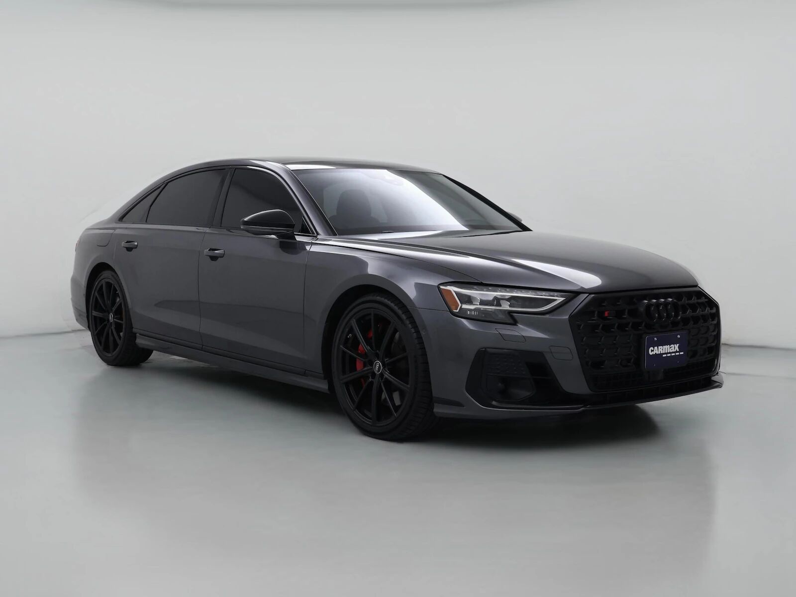 2022 AUDI S8