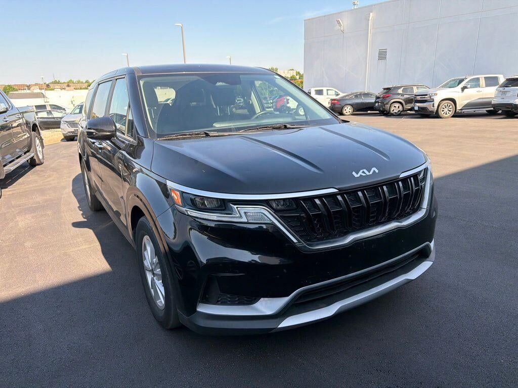 2024 KIA Carnival