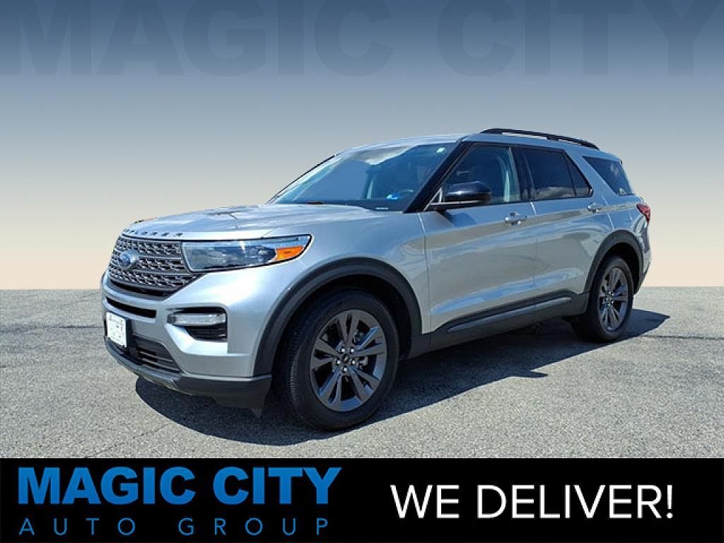 2023 FORD Explorer