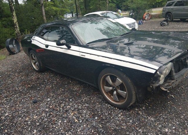 2013 DODGE Challenger