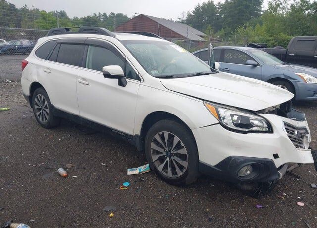 2017 SUBARU Outback
